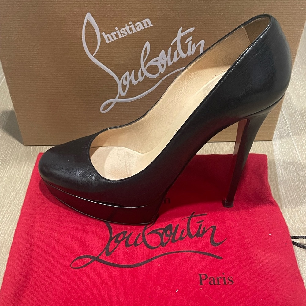 Christian Louboutin Bianca - Size 38.5